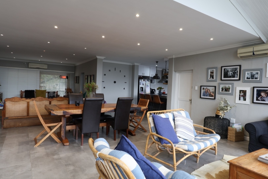 5 Bedroom Property for Sale in Vierlanden Western Cape